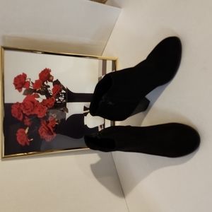 Old Navy Black Heeled Bootie Boots Size 10